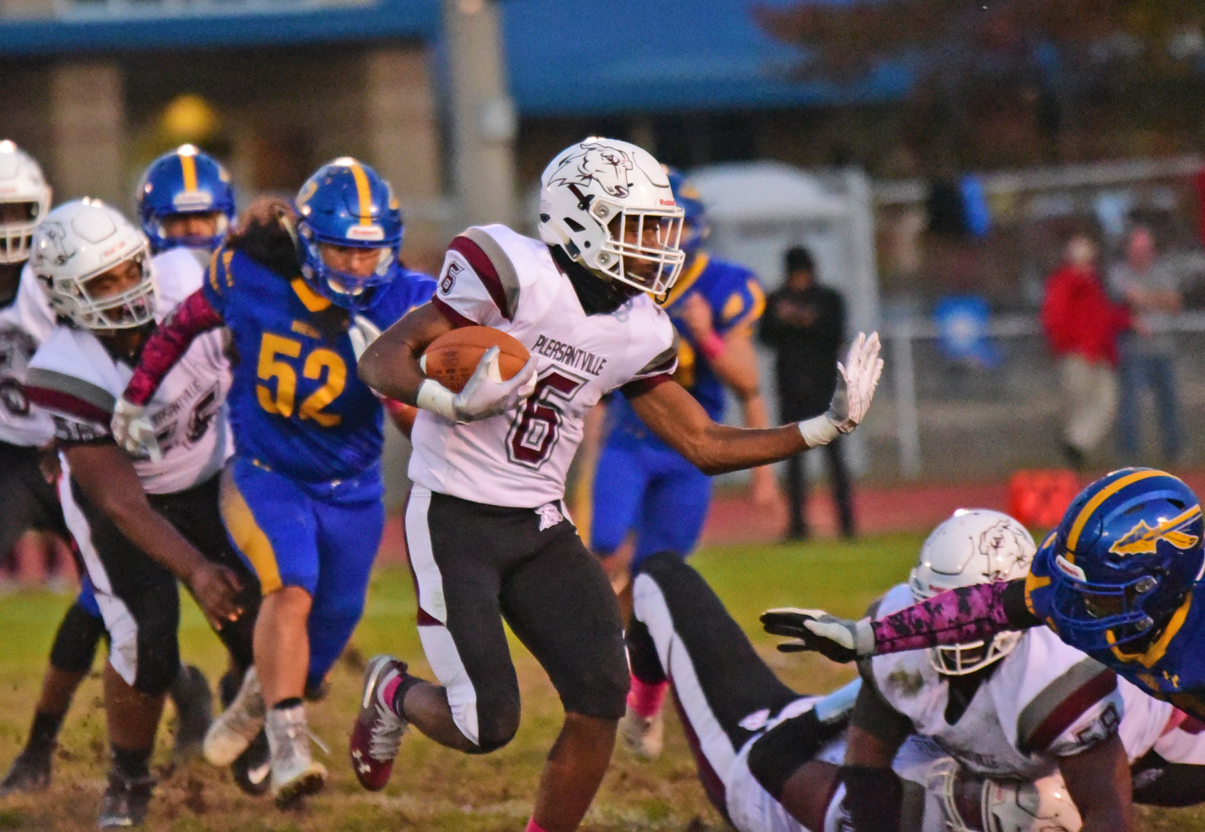 102619_spt_buenafootball 2.jpg